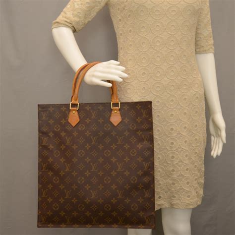 sac a main louis vuitton beige|louis vuitton monogram sac plat.